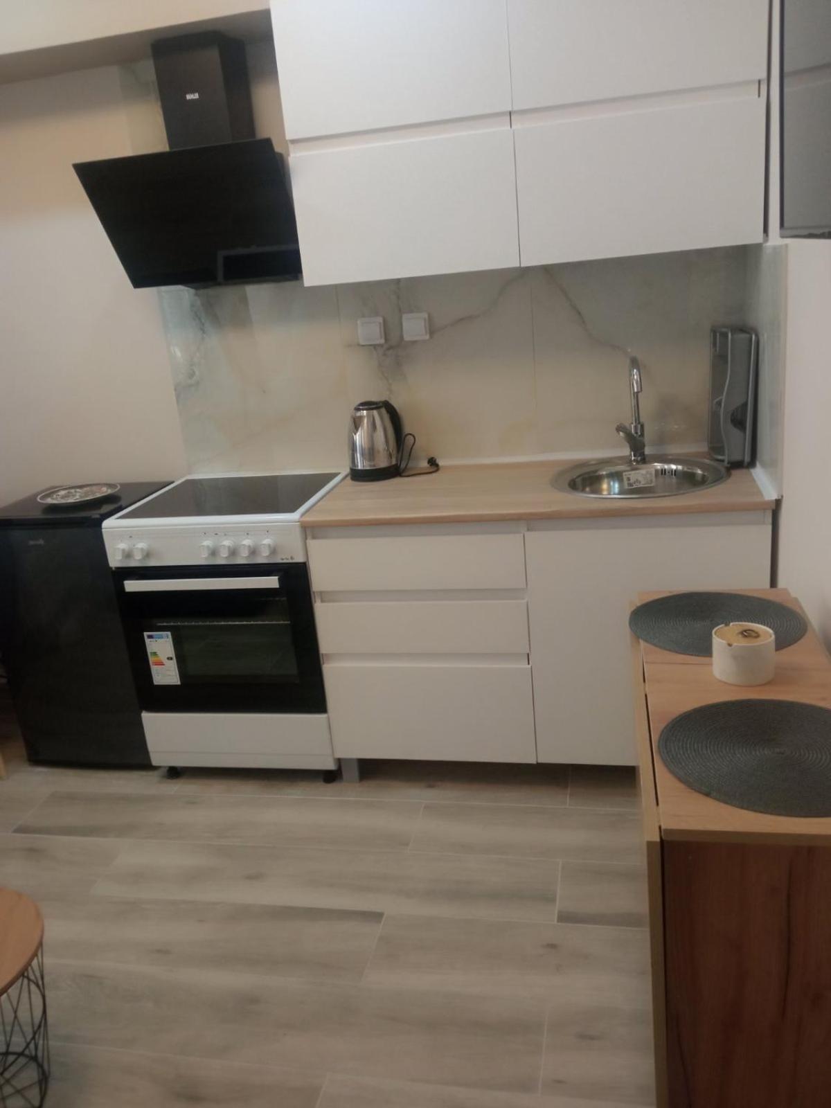 Polit Luxury Aprt 2 Bedrooms Thessaloniki Buitenkant foto