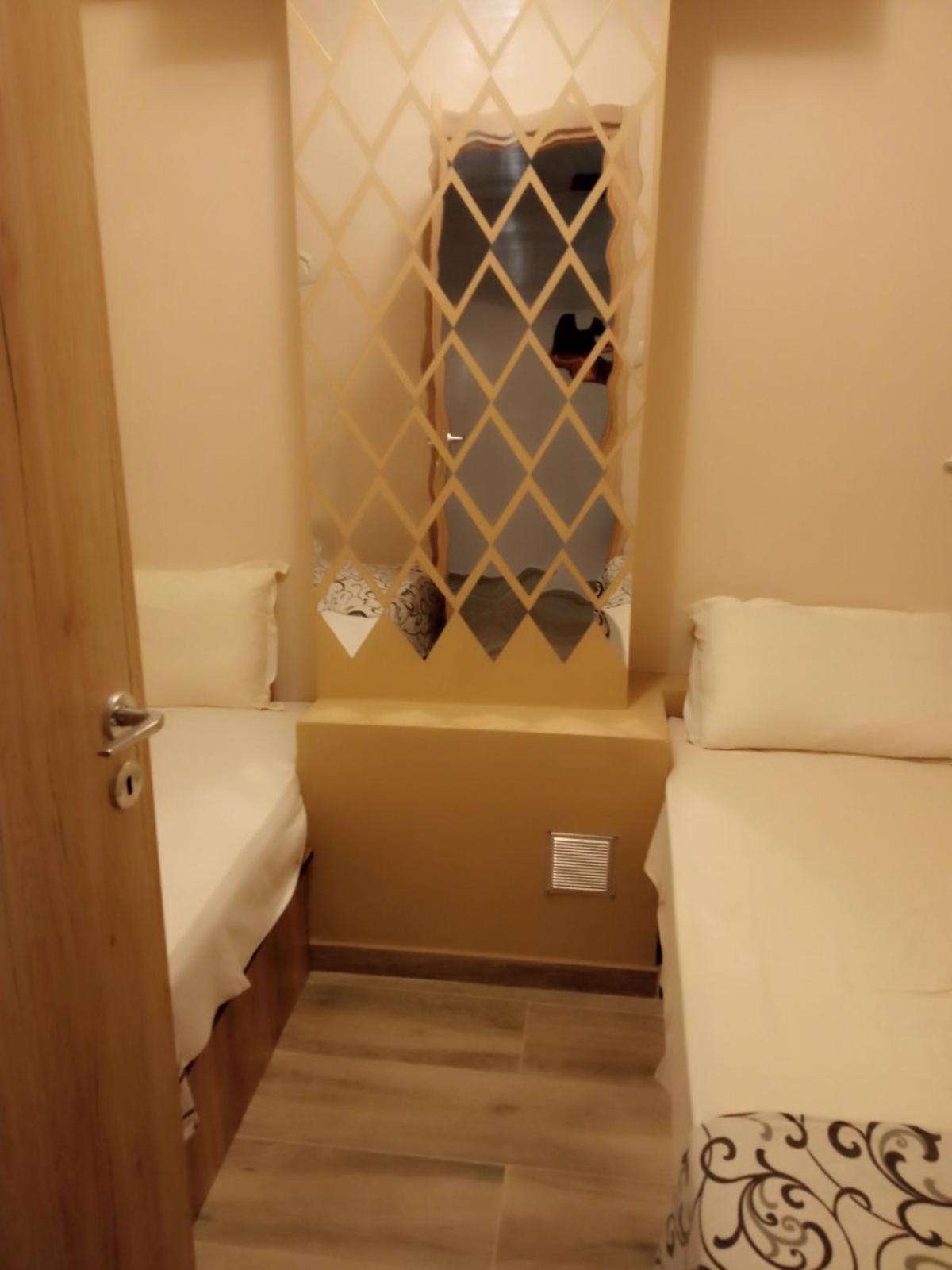 Polit Luxury Aprt 2 Bedrooms Thessaloniki Buitenkant foto